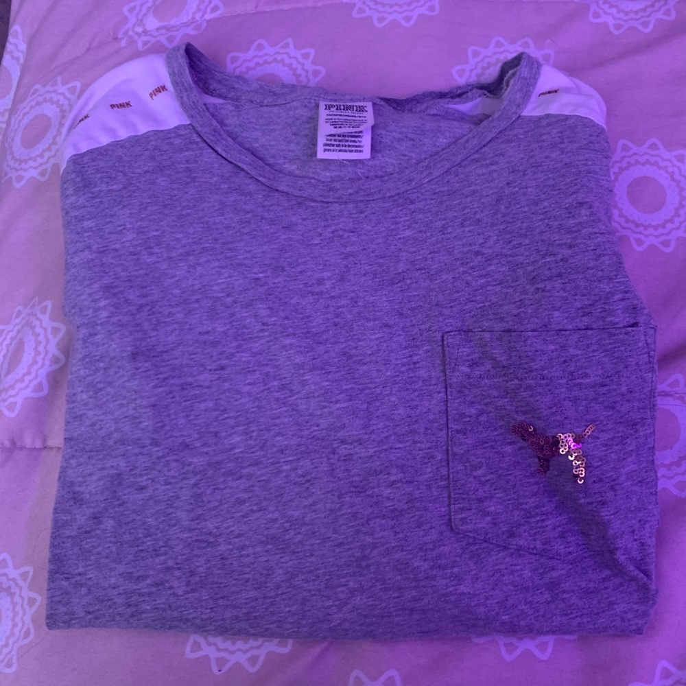 pink shirt
